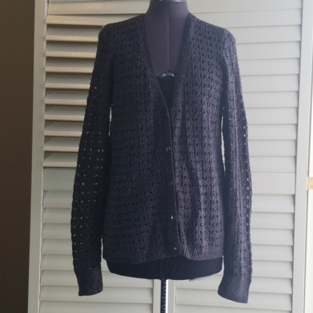 DKNY JEANS crotchet knit grey cardigan. Size M